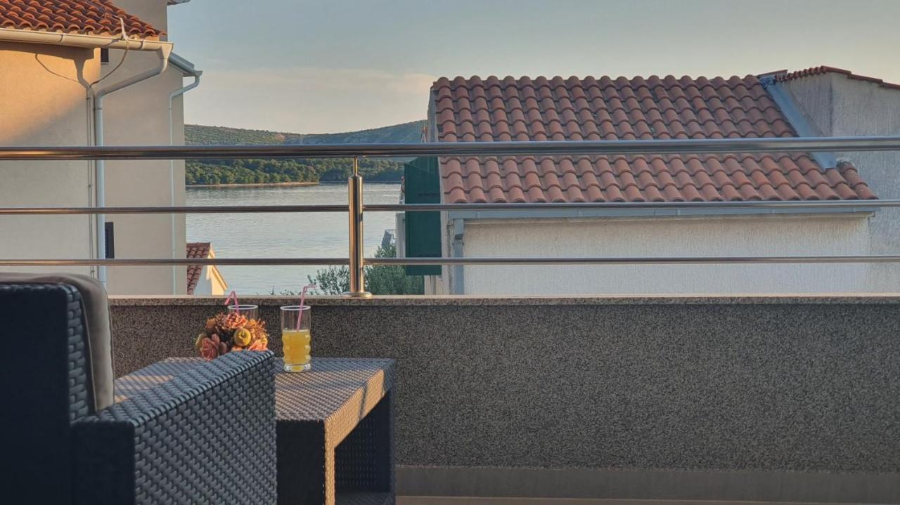 Apartmani Anita Zaboric Bagian luar foto