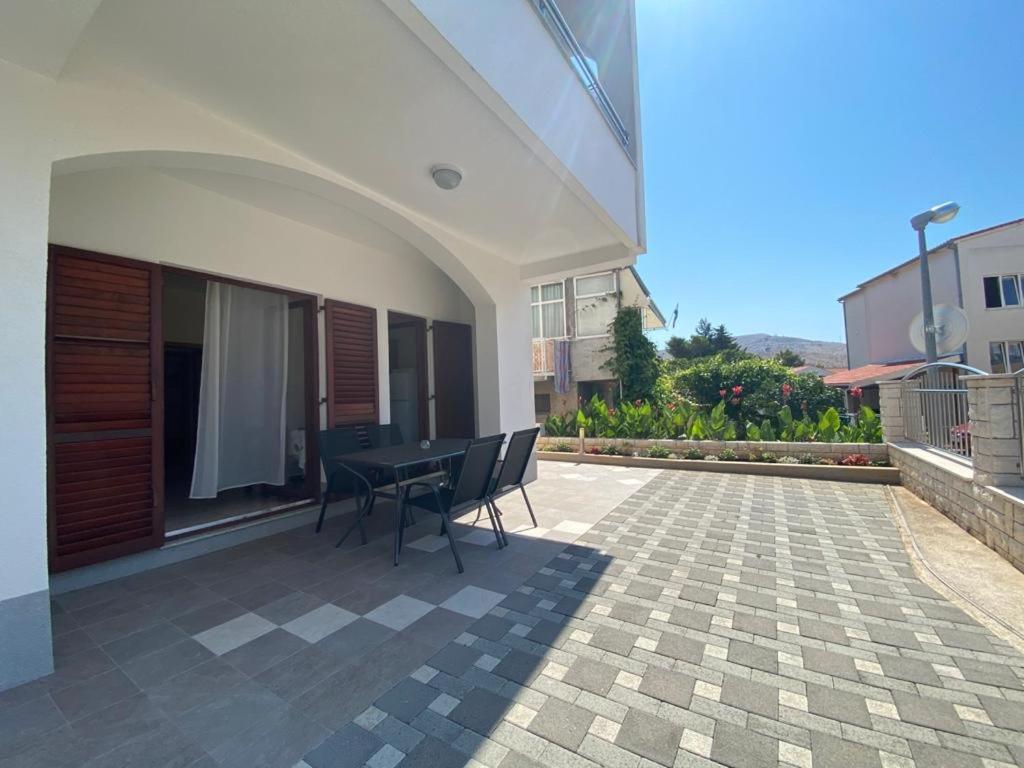 Apartmani Anita Zaboric Bagian luar foto