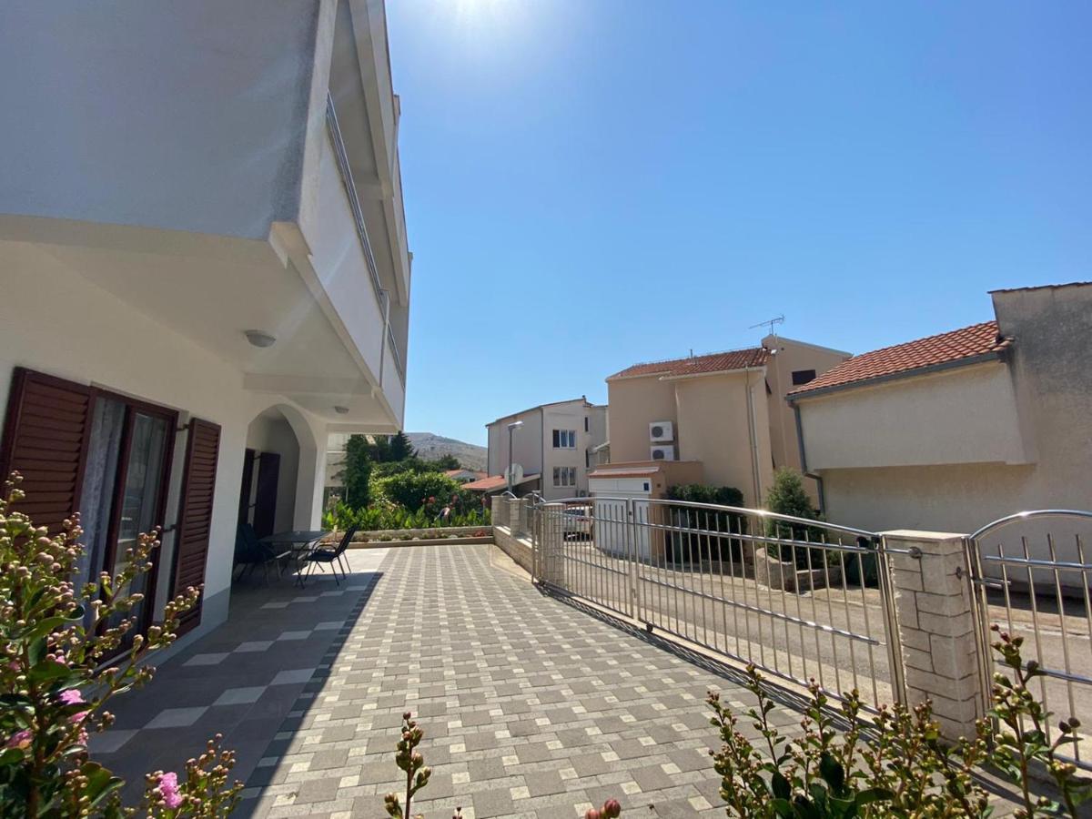 Apartmani Anita Zaboric Bagian luar foto